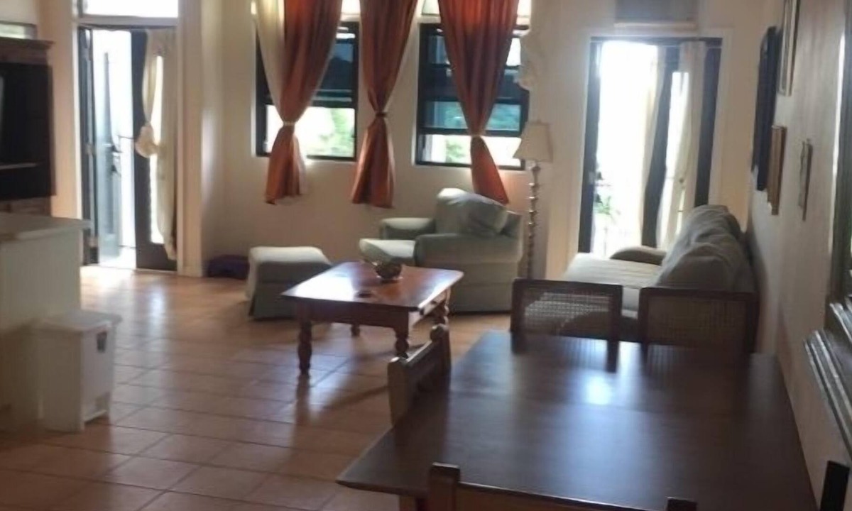 Estate Hermon Hill Condo | 1 bedroom, 1 bathroom condo $1,800/month. Min 3 weeks stay.