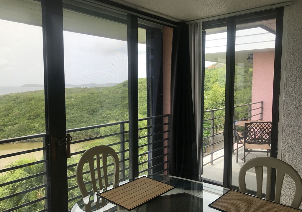 Bolongo Bay Apartment | 1 Bedroom, 2 Bath Ocean View Overlooking Bolongo Bay Newly Renovated
