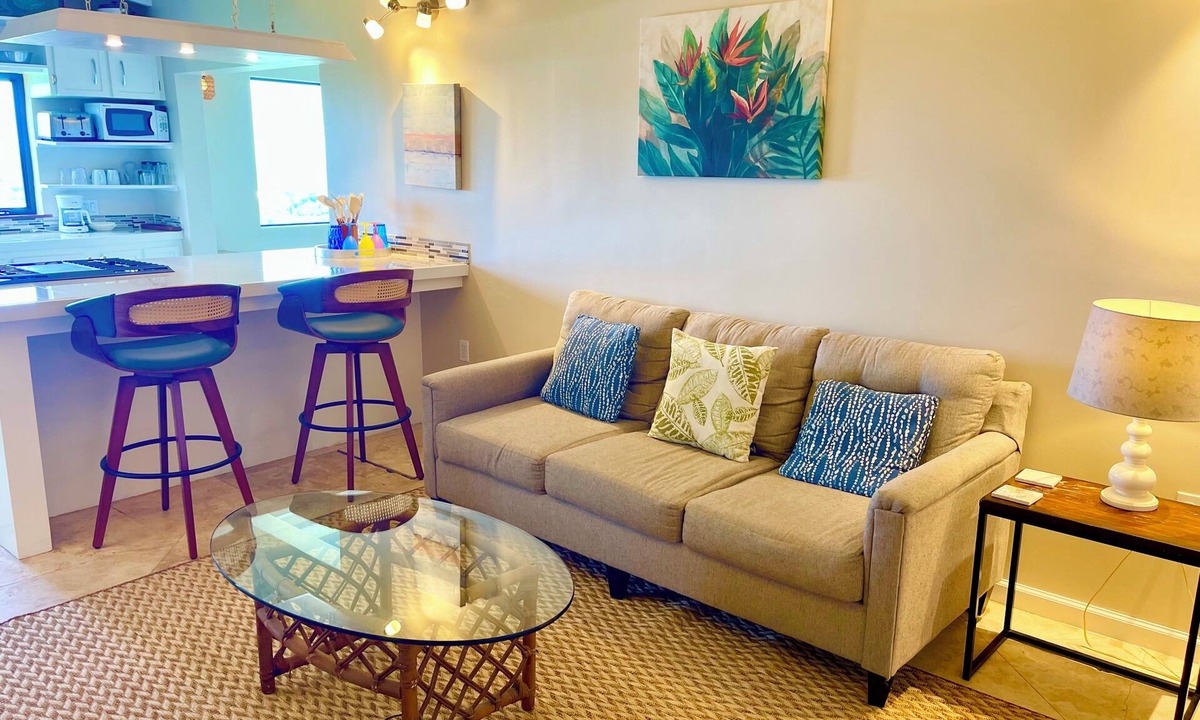 Estate Enighed Apartment | 2-bedroom-ocean & St Croix views-5 minutes to Cruz Bay