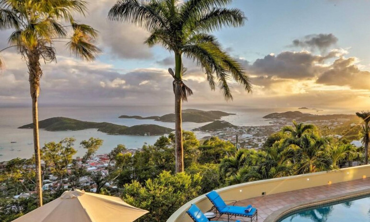 Estate Kings Quarter Villa | 5br - Amazing harbor views, gated neighborhood & huge pool!
