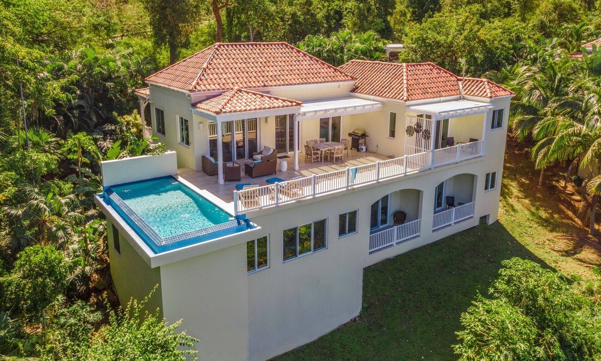 Estate Little Saint Thomas House | Affordable Luxury~ 2 Pristine Beaches ~ Privacy ~ Villa Sea and Sky, Botany Bay