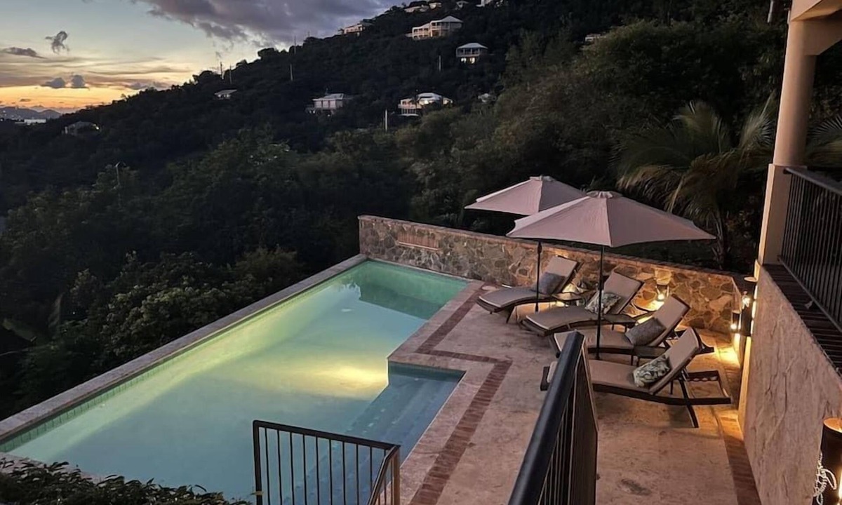 Monte Villa | Beneath the Mango Tree: Private Pool, Prime Location, Stunning Sunsets!