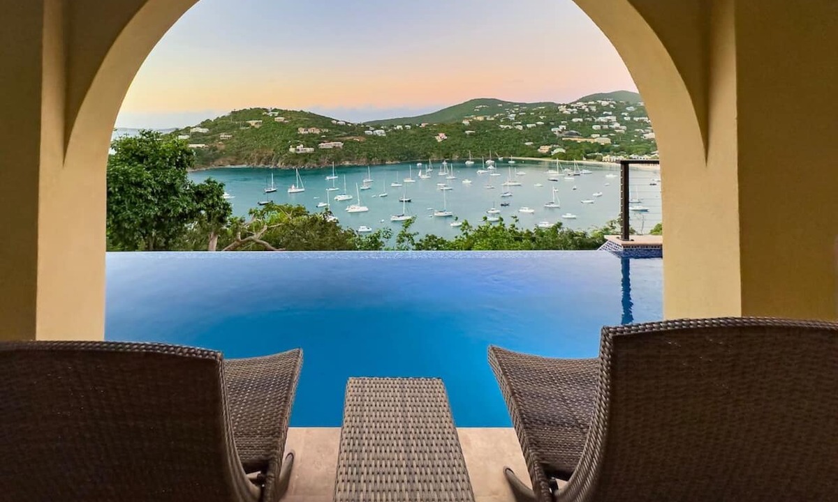 Estate Chocolate Hole and Great Cruz Bay Villa | Blue Tang: Spectacular Sunset Views!