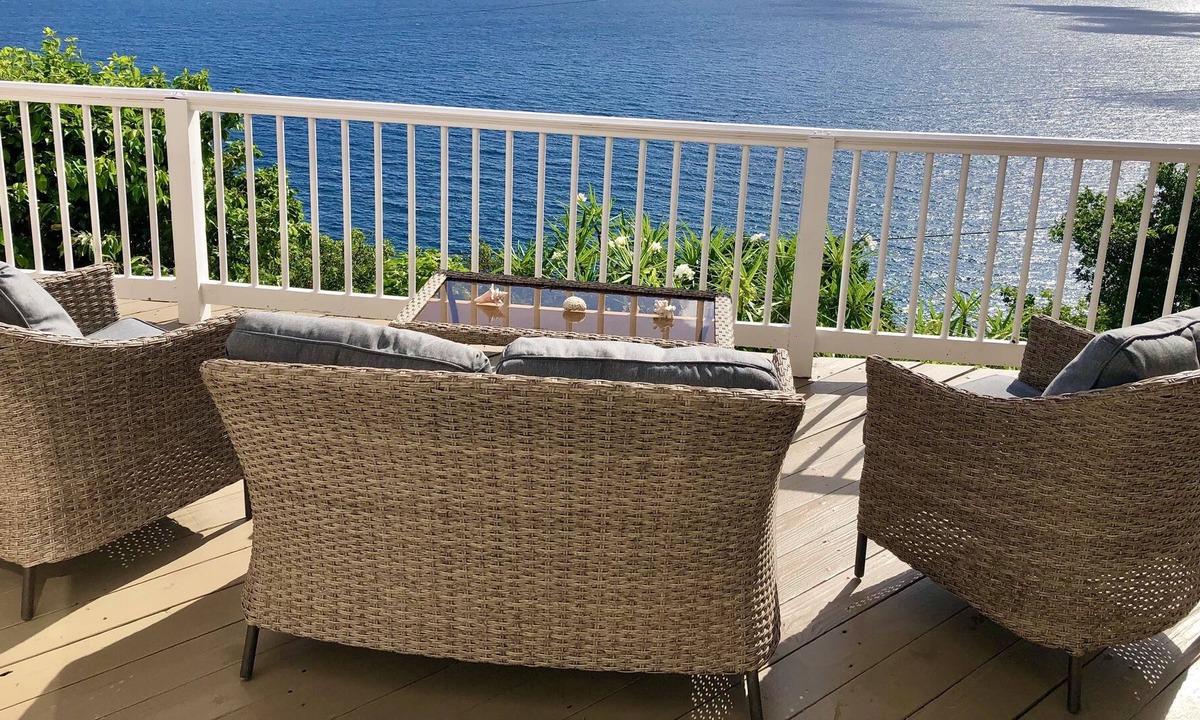 Estate Peterborg Villa | Breathtaking Views Abound From Ocean Crest Villa