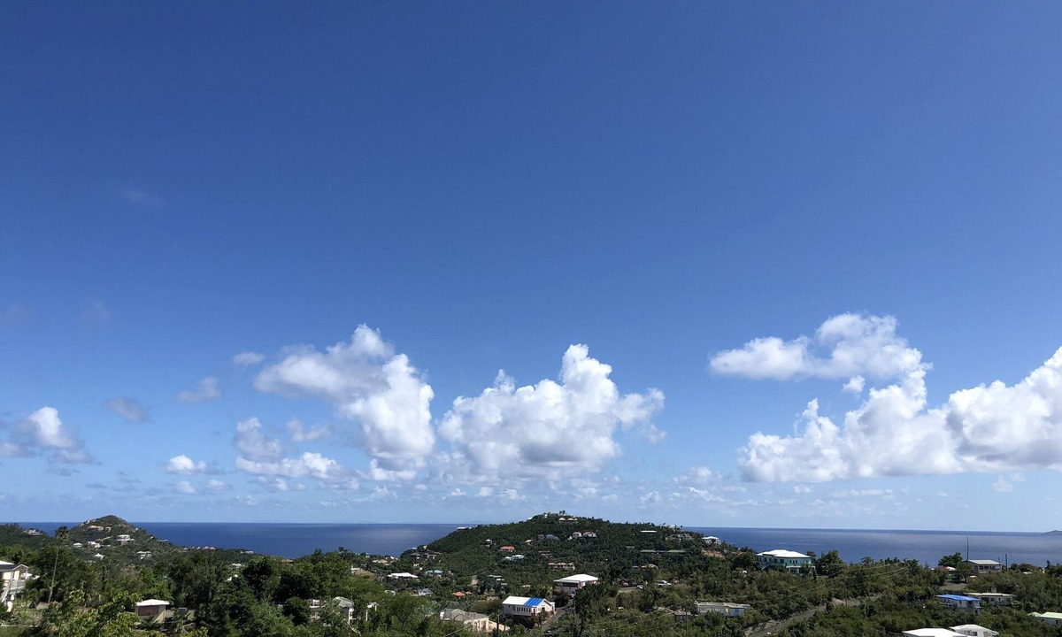 Estate Enighed Apartment | Bright Ocean View Studio - AC, Wi-Fi, generator 5 Mins to Cruz Bay