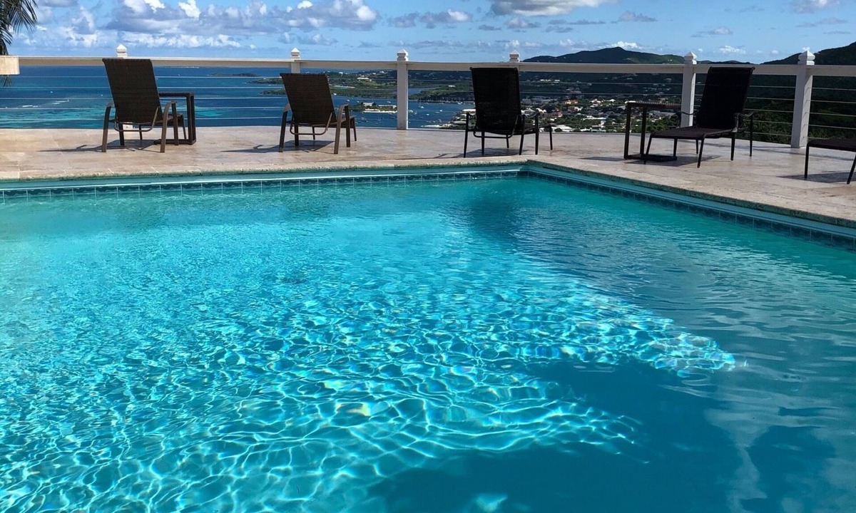 Orange Grove Villa | Charming 1 Bedroom: Bougainvillea Suite