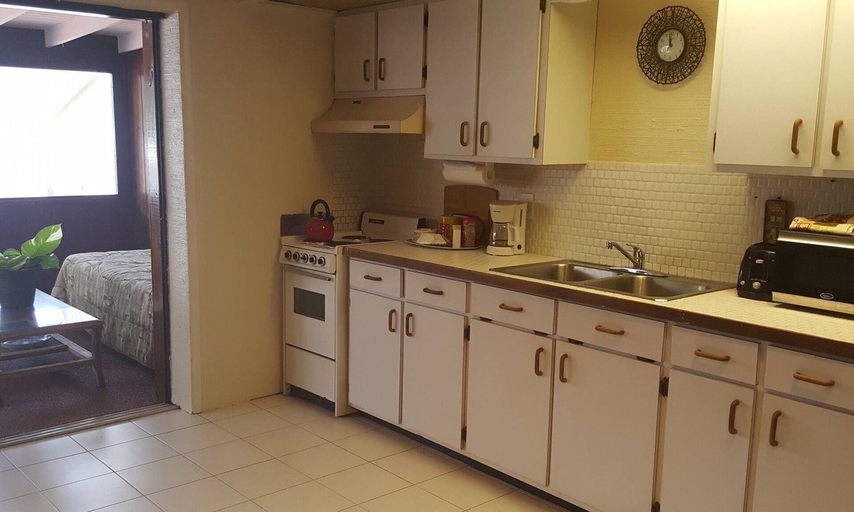Estate Western Water Island Villa | Closest to Beach & Ferry