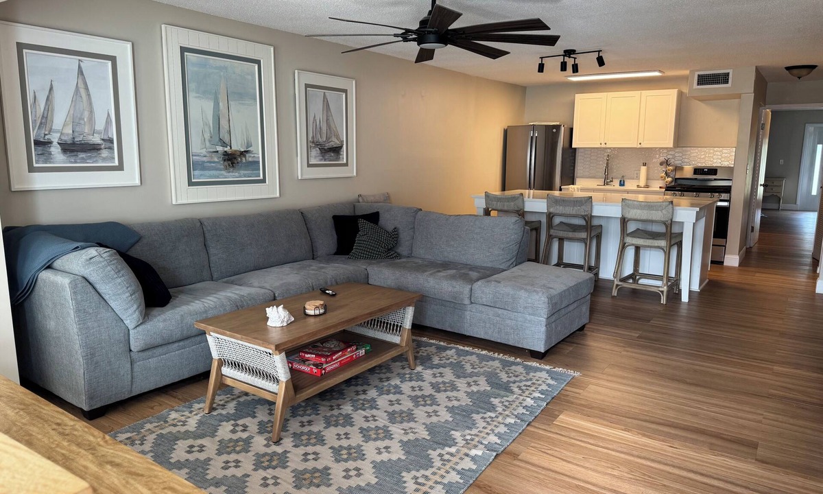 Red Hook Condo | Cozy Beachfront Condo - Family Friendly on Sapphire Beach!