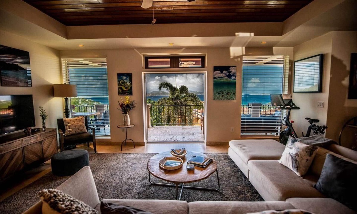 Estate Enighed Villa | Dahlia with access to Clubhouse with Bistro Restaurant, Pool & Gym!