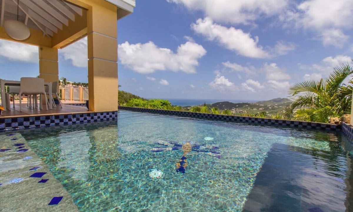 Cotton Valley House | Dragonfly Villa - 3BR/4BA, Sleeps 8 with Pool!