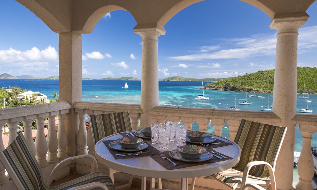 Estate Enighed Condo | Grande Bay Condo Beautiful Morning- 3 Bedroom - Wraparound Balcony- Views!