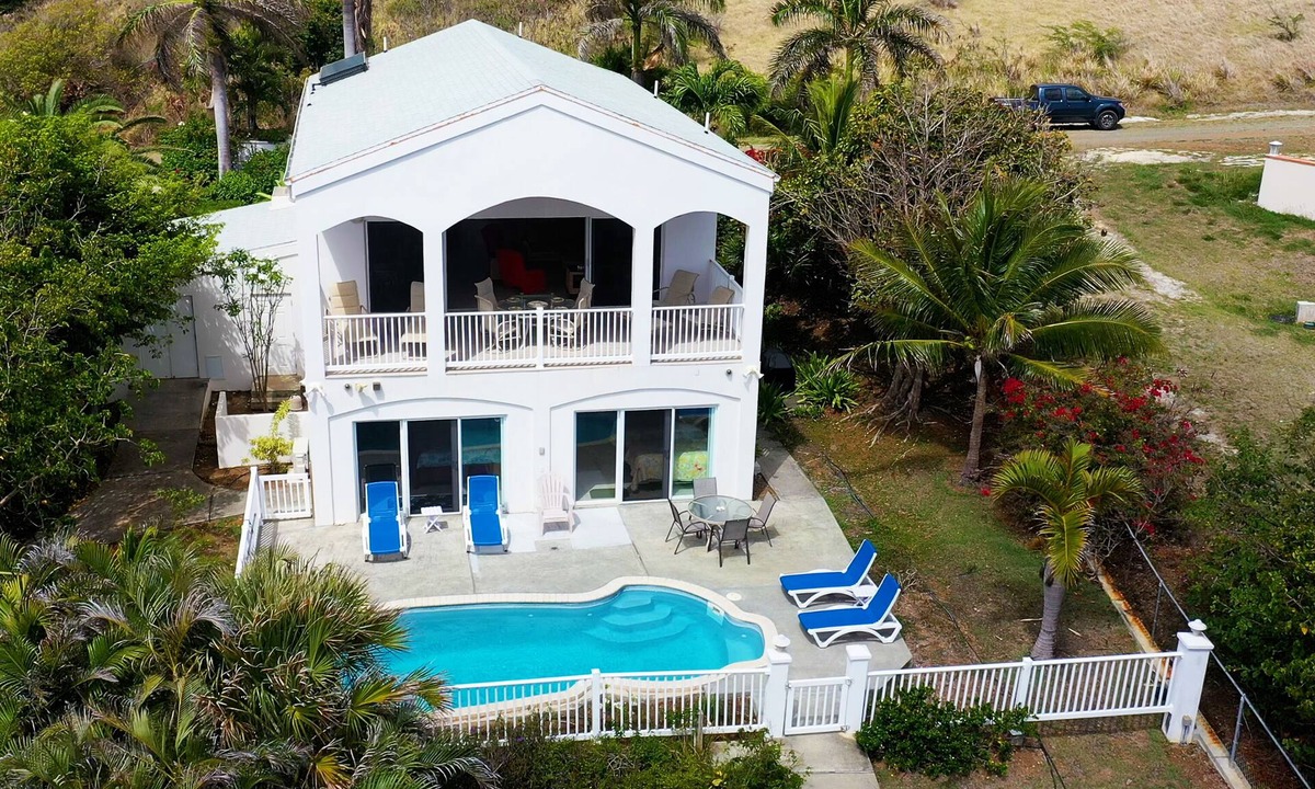 Estate Salt River Villa | ​Hibiscus Beach House! 2 bedroom, 2.5 bath, take 30 steps to your private beach