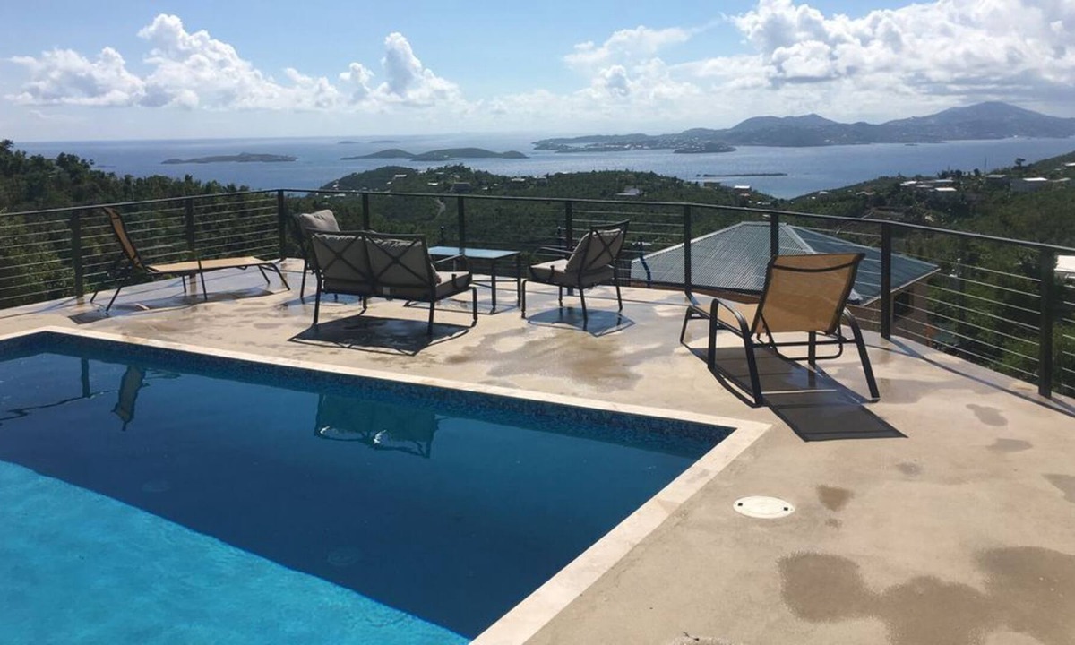 Estate Glucksberg and Grunwald House | Incredible pool & ocean views! Jeep rental available