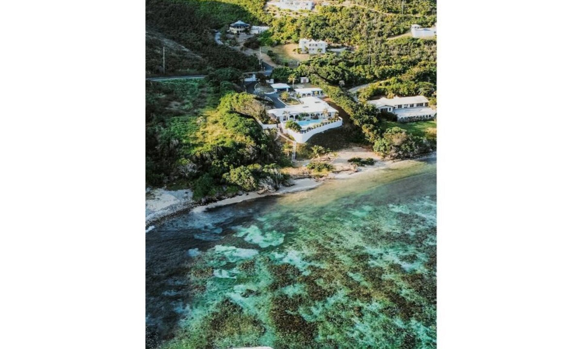 Estate Turner Hole House | Isla Bonita