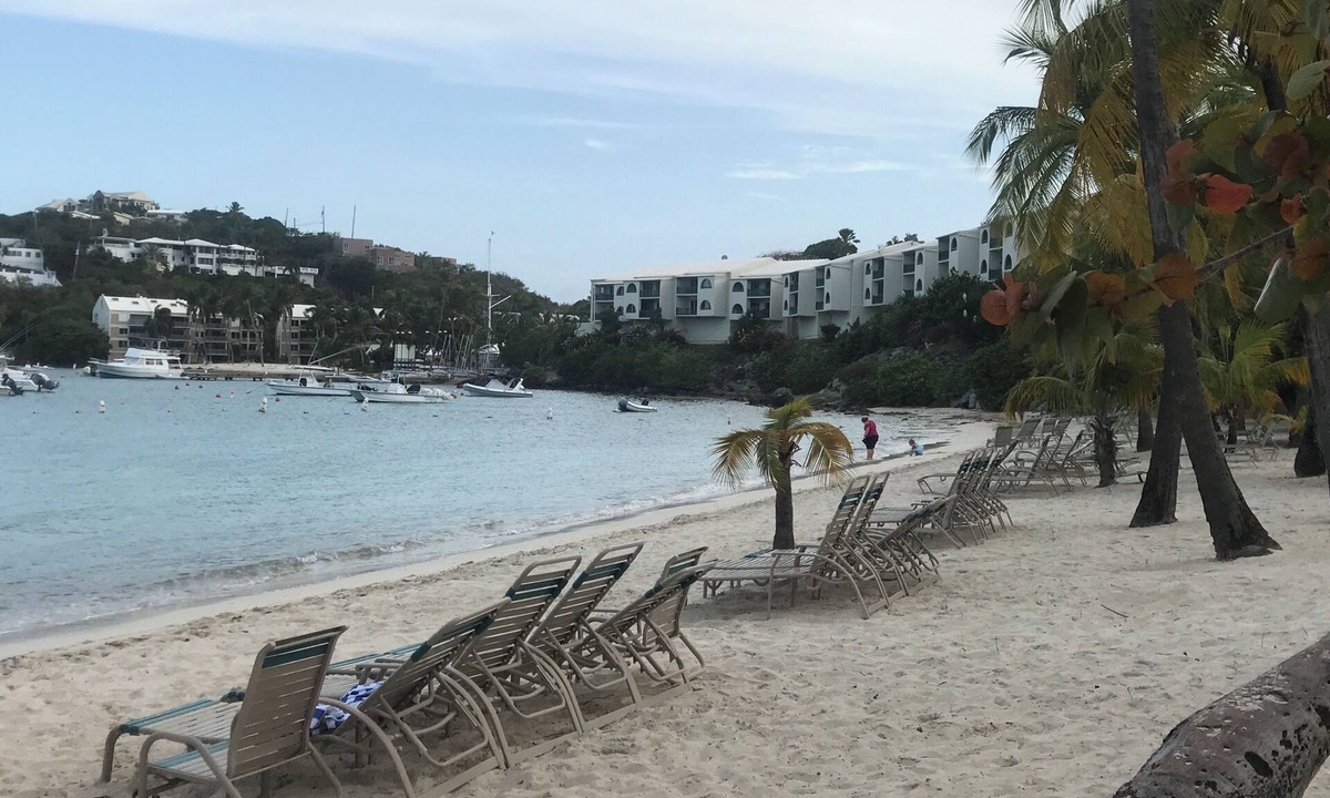 Nazareth Villa | LAST MINUTE SPECIAL! Gorgeous Luxury Beachfront 3-3 Villa on St Thomas