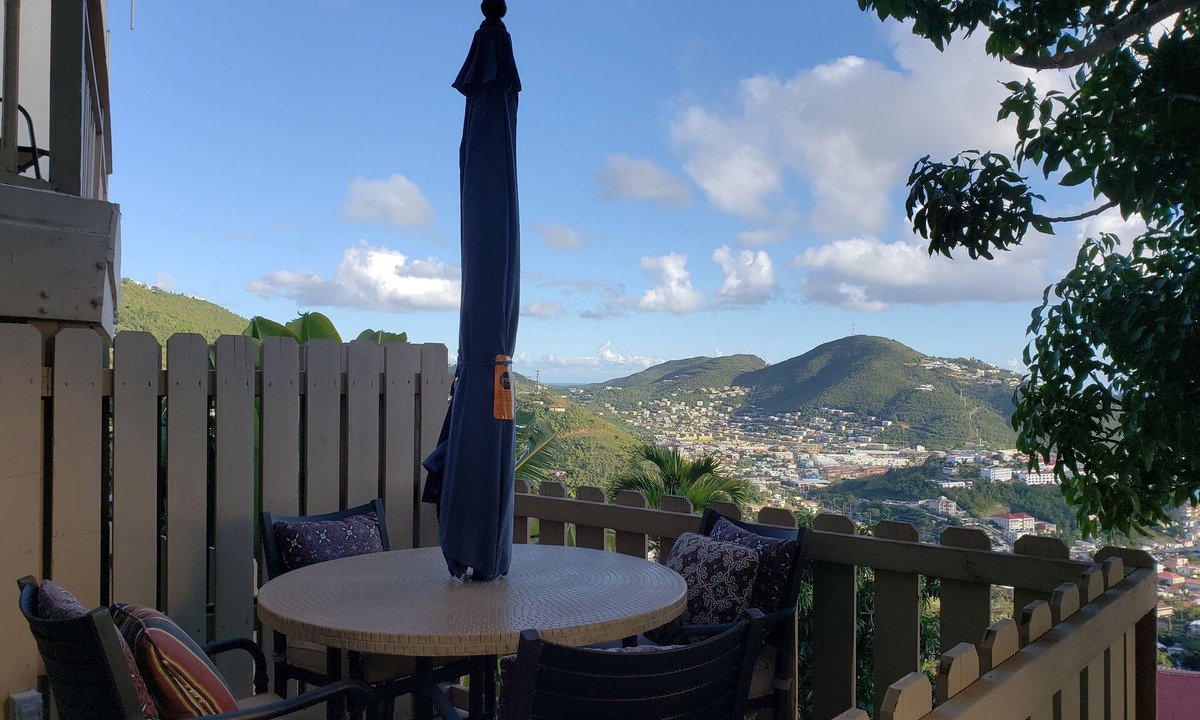 Estate Kings Quarter Apartment | Little Indigo Apartment #1 - Island Living with Amazing Views