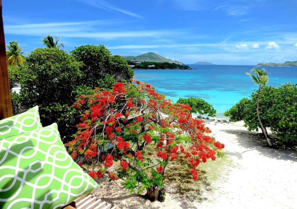 Red Hook Apartment | Luxury Beachfront Duplex Villa on Sapphire Beach I