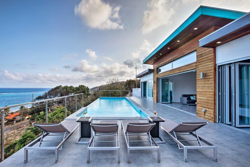 Slob House | Luxury St Croix Home with Oceanfront Pool and Views
