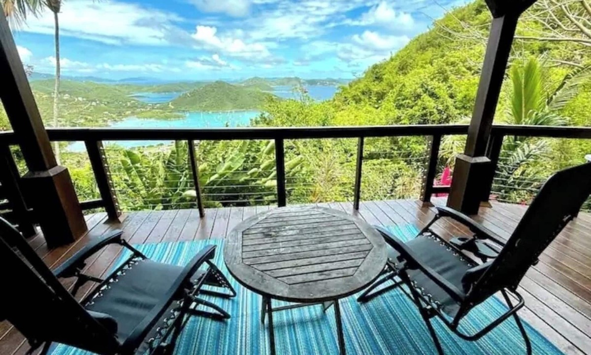 Estate Carolina House | Magical Coral Bay Suite with Stunning Ocean Views A/C close to Beaches, shops