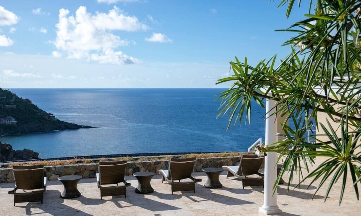 Great Cruz Bay Villa | Maria Bluff Estate- Modern Renovations, Sprawling Layout & Stunning Views!