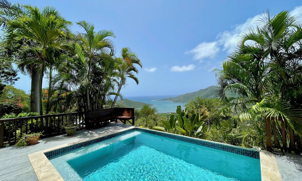 Upper Carolina House | Mayan Sky ~ Pool views of Coral Bay. AC in all rooms!