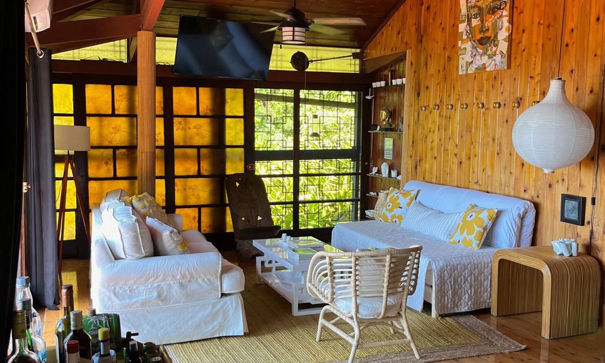 Estate Contant Condo | Mid-Century: Caribbean Style
