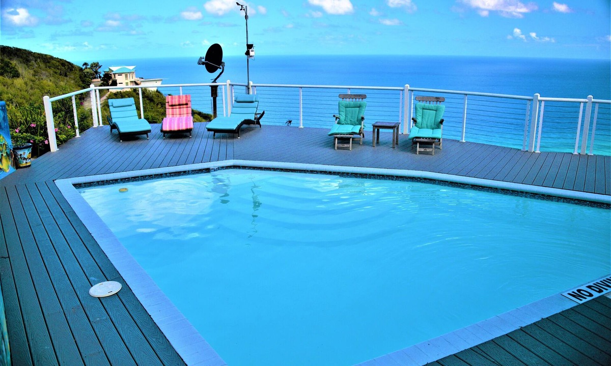 Estate Salt River House | Poseidon's Perch. Private pool and amazing Northshore views!