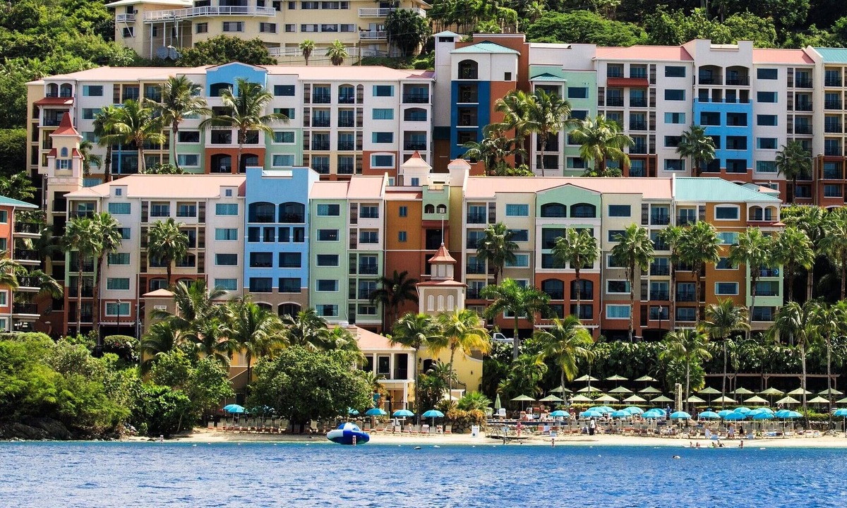 Flag Hill Villa | President's week in a Luxurious 2 Bedroom Villa, 2 Bathrooms. Full resort access