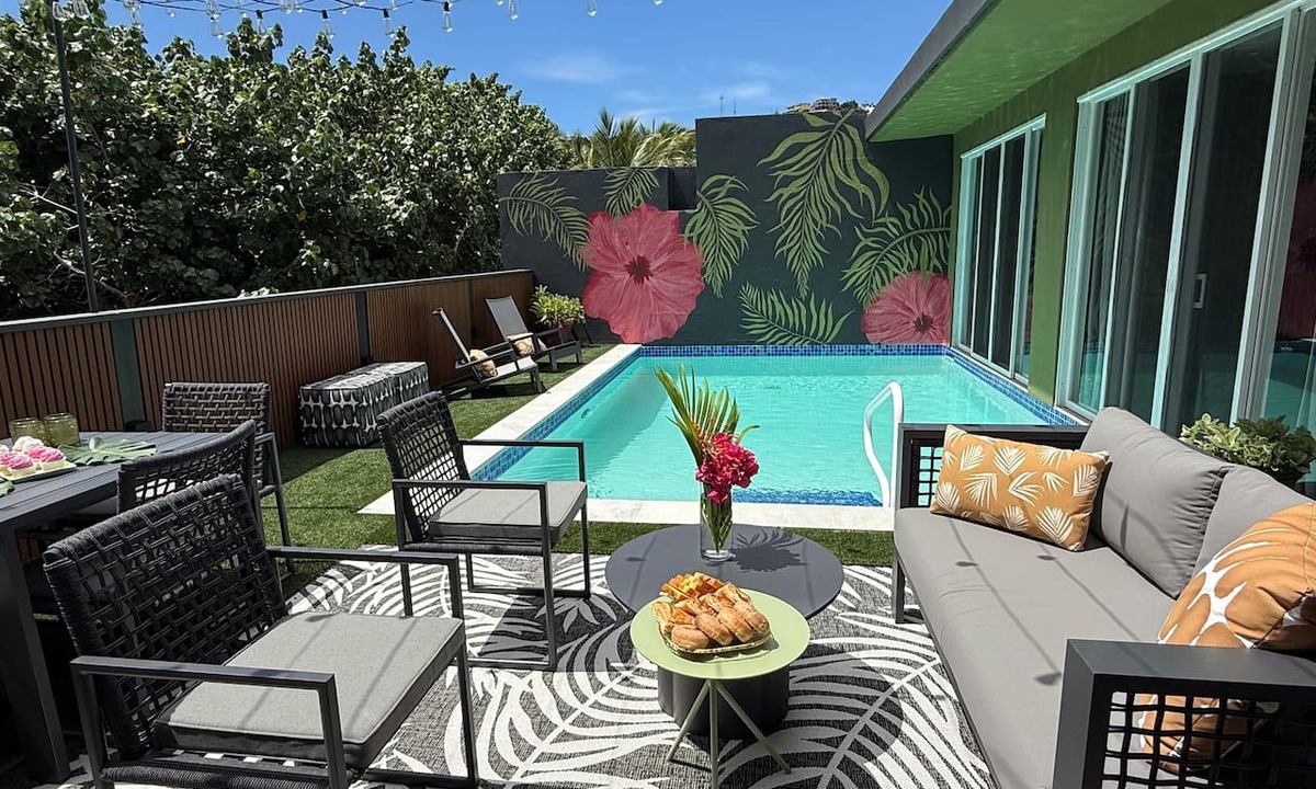 Cabes Point Condo | Private Pool, Walk to Beach, Renovated, East End