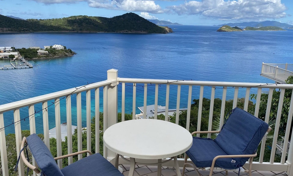 Frydendal Villa | Pt Pleasnt Ocean Views! Walk To Beaches/Beach Bars/Restaurants-Generator Backup!