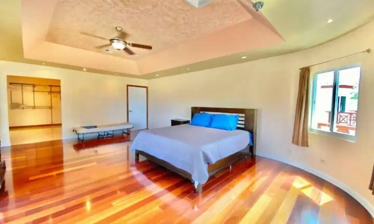Estate Mount Pleasant East 1 House | Royal Palms Villa/Retreat