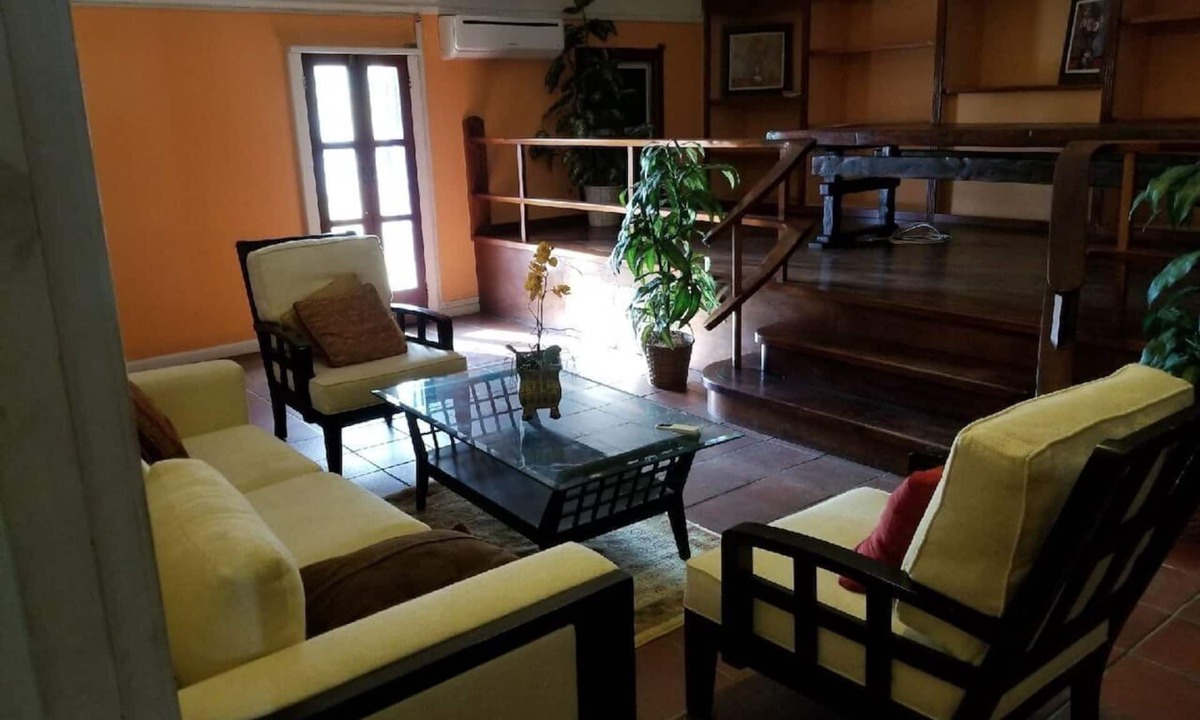 Estate Kings Quarter Apartment | Spacious Apartment in Historic Landmark Building in Heart of Downtown St. Thomas