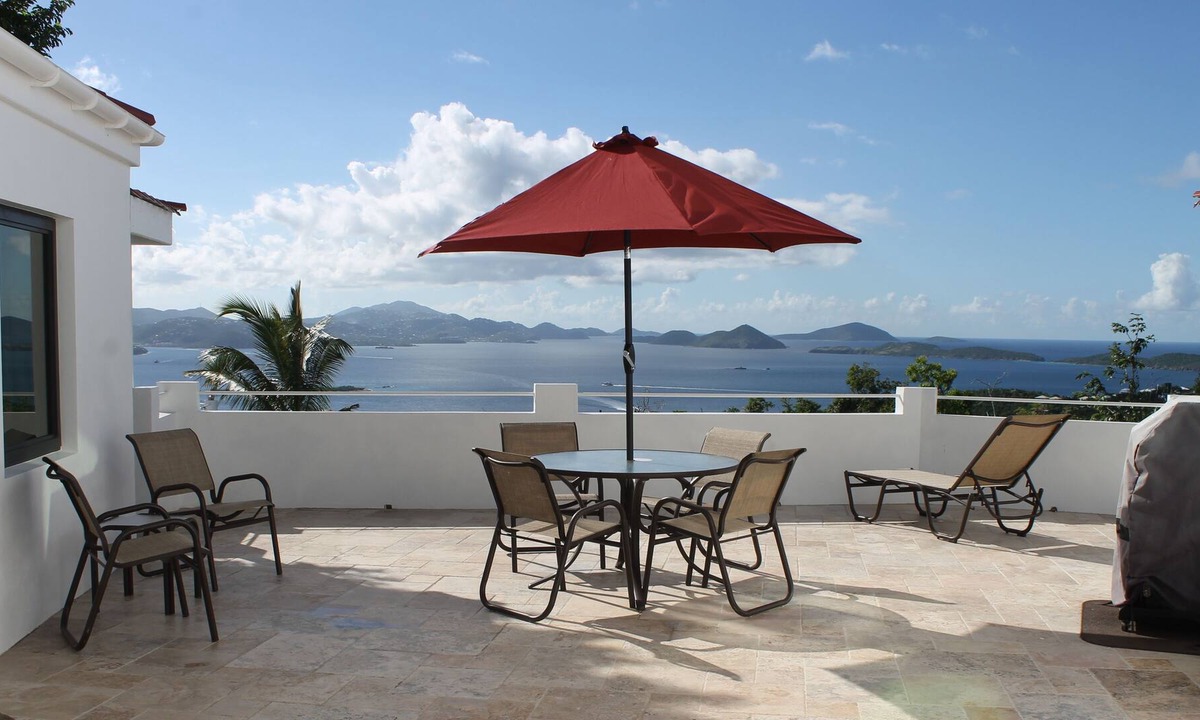 Estate Bethany House | Spectacular 2 BR/2.5 BA Townhome Villa w/Pool and Awesome Ocean Views!