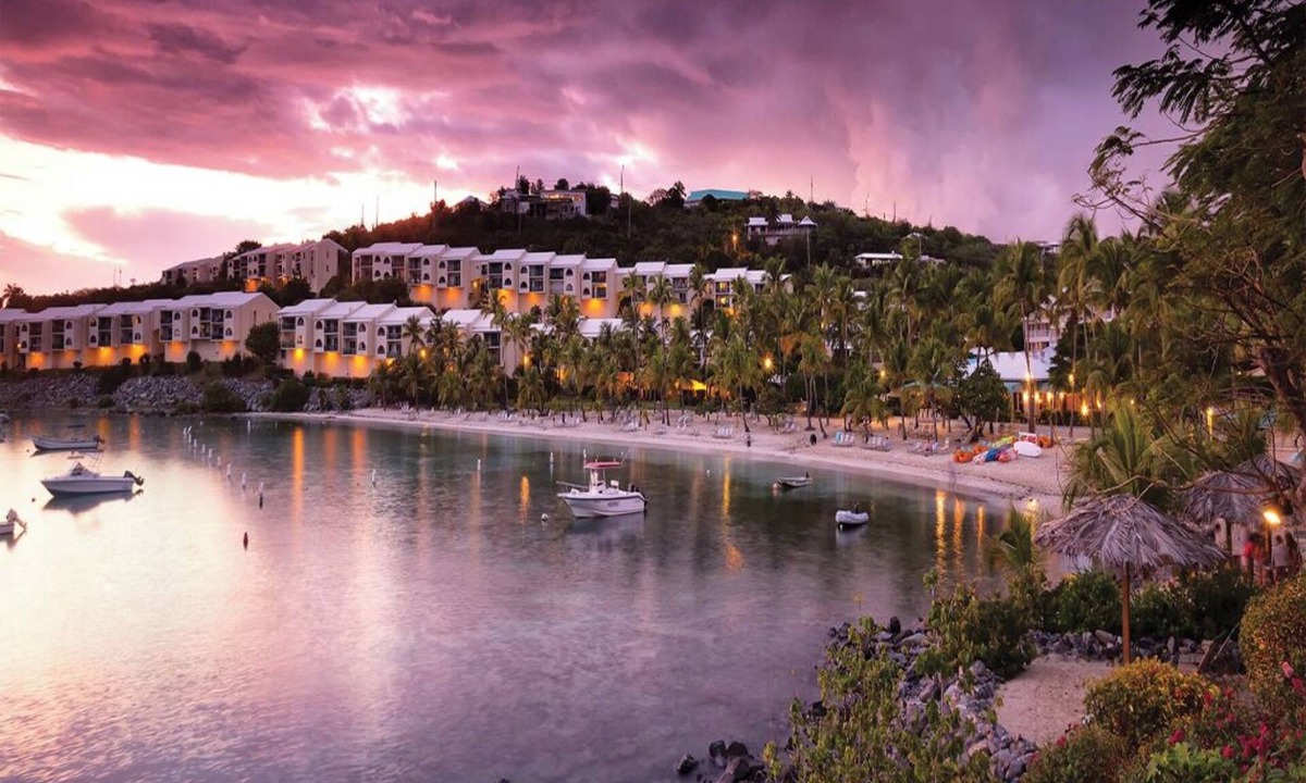 Nazareth Apartment | Studio King Suite, w/Kitchenette, in Saint Thomas, at Elysian Beach Resort!