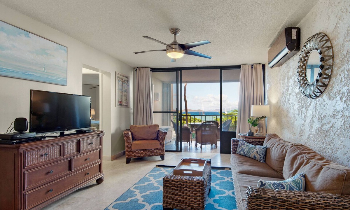 Red Hook Apartment | Sunny Summer Special- 1BR Sleeps 4/Sapphire H/S WIFI/No Excess Owner Fees