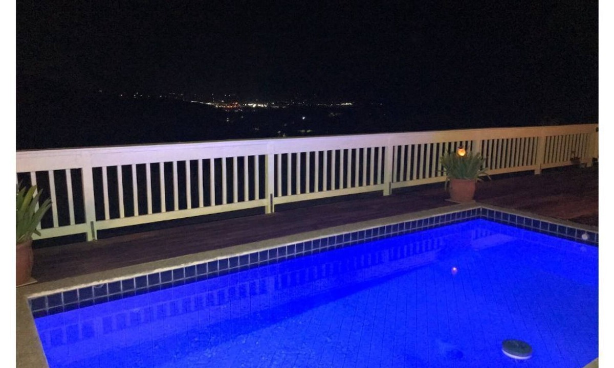 Estate Lowry Hill House | Sunset Villa