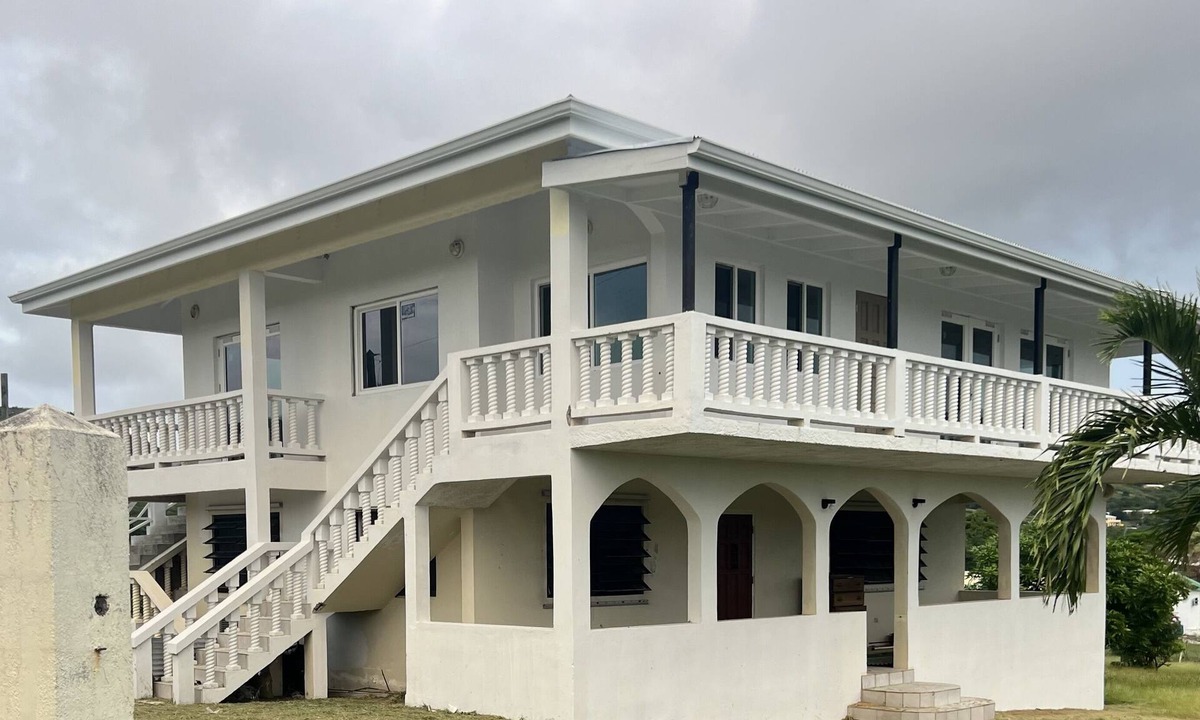 Estate Hartman House | Tariff Friendly