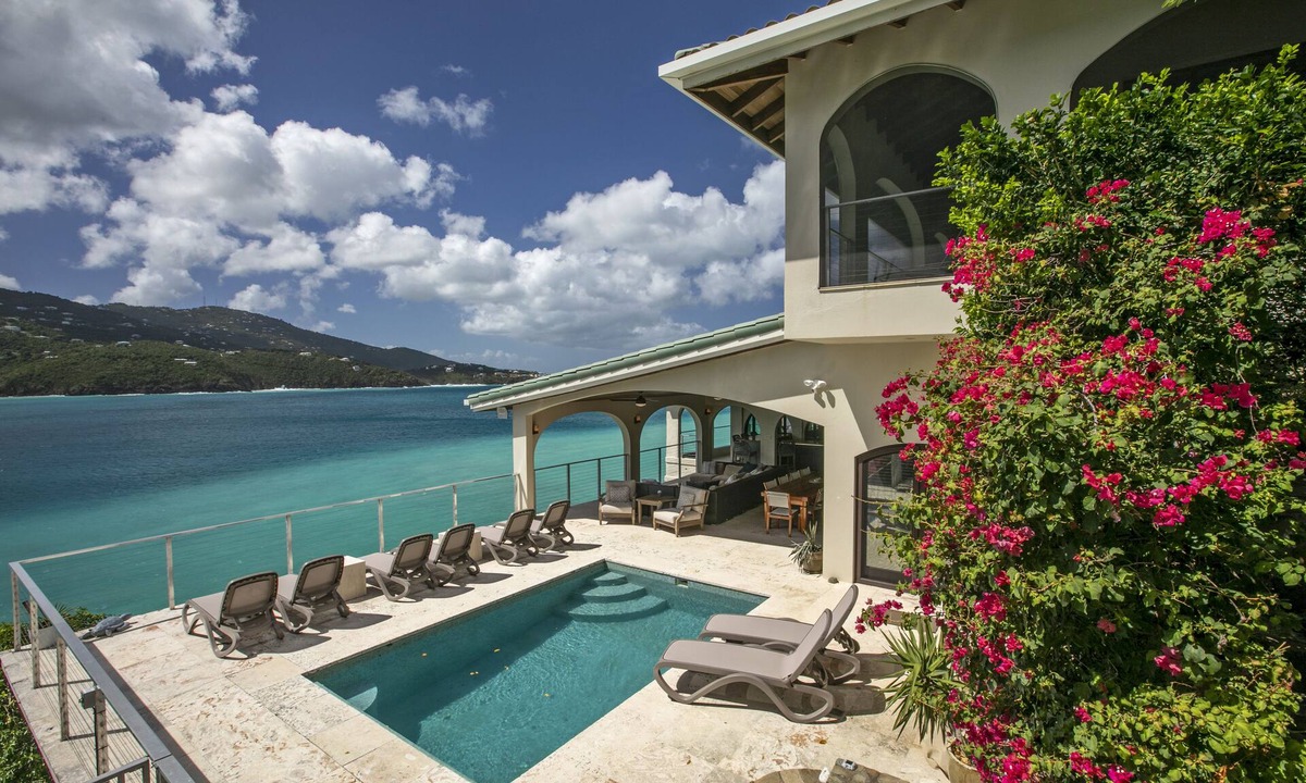 Peterborg Villa | Villa Serena Oasis - Magens Bay Luxury Waterfront Villa with Pool