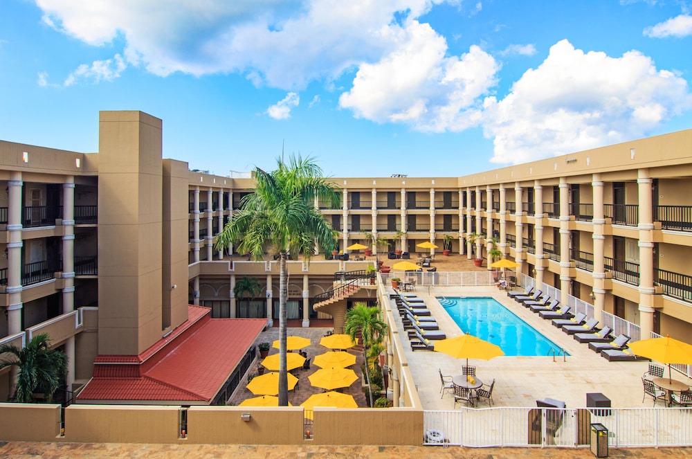 Estate Demarara Hotel | Windward Passage Hotel