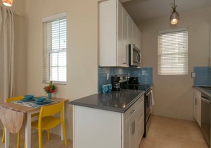Allamanda 4 - 1 bedroom suite at Seagrape Vista