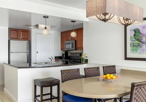 Beachfront St Thomas Getaway - Family Friendly Resort Condo - Sleeps 8