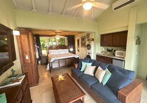 Grande Bay LOVE CITY PENTHOUSE studio, Great Views, WIFI, Beachfront Resort