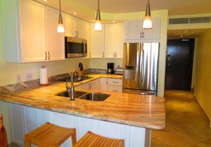 Luxury Beachfront Duplex Villa on Sapphire Beach IV