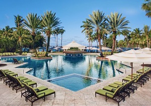 Popular Bay Vista- 3 bedroom/3 bath. Great views.