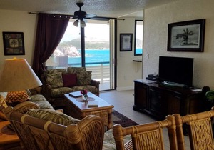Remodeled Oceanfront 2BR/BA Condo at Bolongo Bay