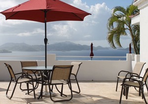 Spectacular 2 BR/2.5 BA Townhome Villa w/Pool and Awesome Ocean Views!