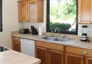 Spectacular 2 BR/2.5 BA Townhome Villa w/Pool and Awesome Ocean Views!