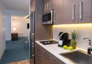 Suite 9