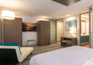 Suite 9