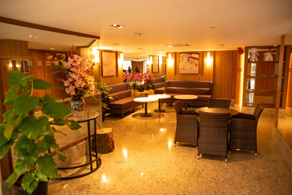 Windward Passage Hotel